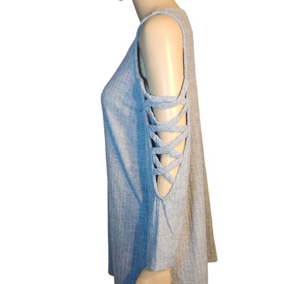 Line Up shirt Womens Cold Shoulder Gray Size unknown - Picture 2 of 12